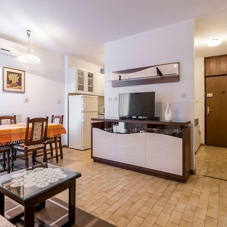 Apartment Kossi Split Bagian luar foto